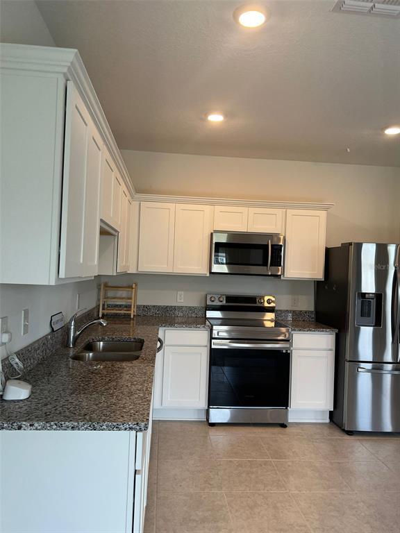 254 Mandovi St in Davenport, FL - Building Photo - Building Photo