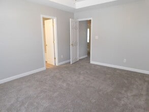 7916 Pebbleridge Dr in Charlotte, NC - Building Photo - Building Photo