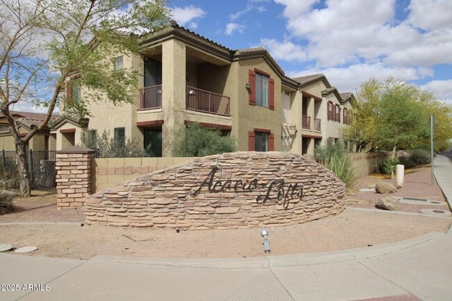 property at 1456 E 9th St