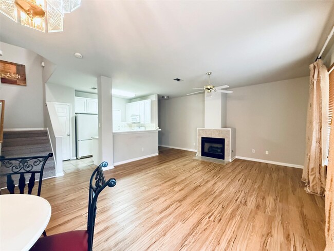 property at 2100 Pipers Field Dr