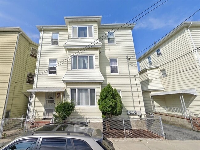 95 Flint St