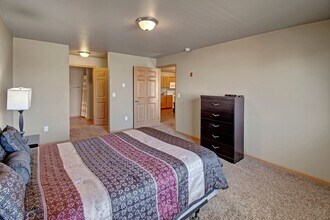 Vue 28 in Williston, ND - Foto de edificio - Building Photo