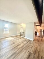 42 N State St in Ephrata, PA - Building Photo