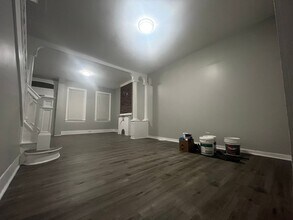 607 S 4th St in Camden, NJ - Building Photo - Building Photo