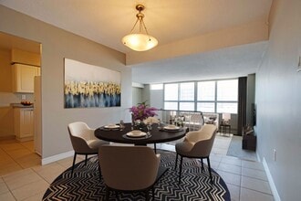 10 Bridletowne Circle 20, 30, 40 & 50 Aurora in Toronto, ON - Building Photo - Building Photo