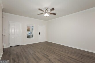 4709 Autumn Rose Trail in Oakwood, GA - Building Photo - Building Photo