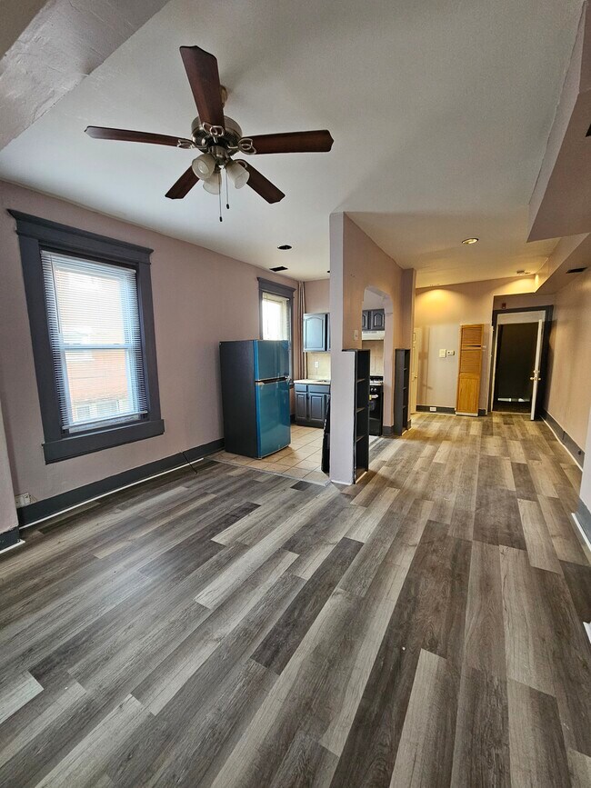 3225 W Susquehanna Ave in Philadelphia, PA - Building Photo - Building Photo