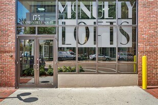 175 2nd St S in St. Petersburg, FL - Building Photo