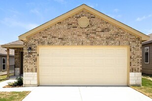 3325 Muenster Ave in New Braunfels, TX - Building Photo