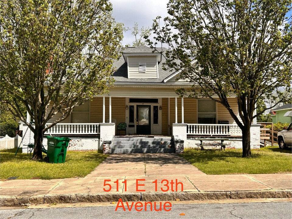 511 E 13th Ave in Cordele, GA - Building Photo