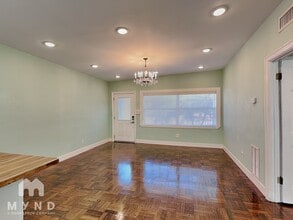 3404 Leslie Dr, Unit J204 in Orlando, FL - Building Photo - Building Photo