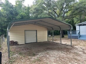 9902 FL-47 in Fort White, FL - Building Photo - Building Photo