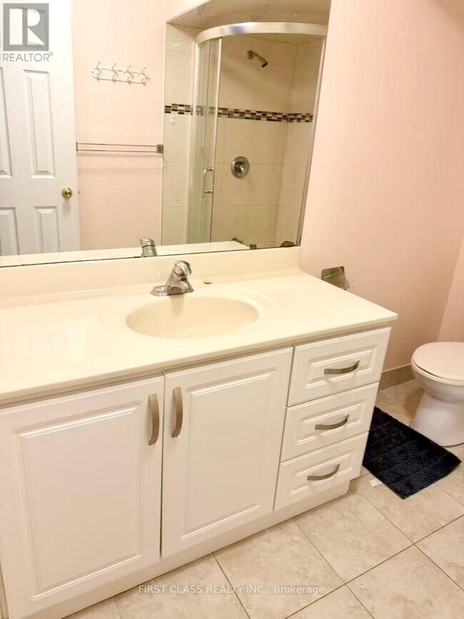 14 Tormina Ct in Markham, ON - Building Photo - Building Photo