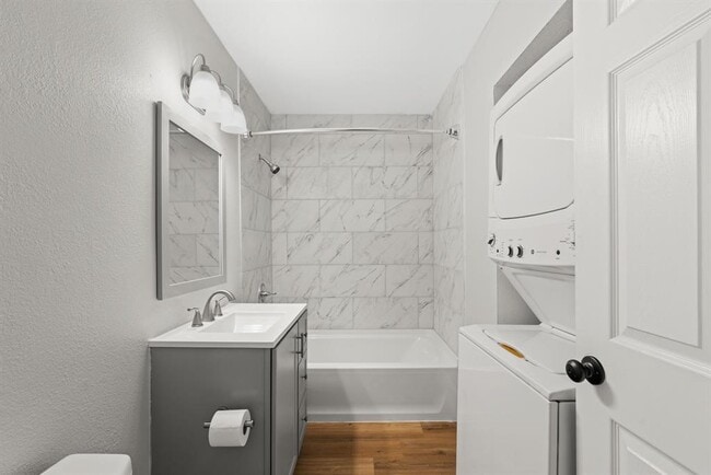 property at 915 Avenue E