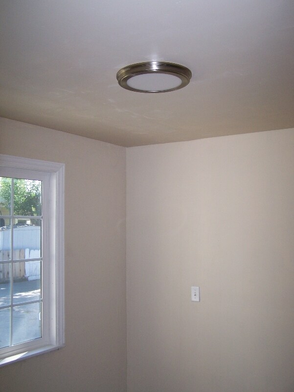 1617 Vincent St in Pittsburg, CA - Building Photo - Building Photo
