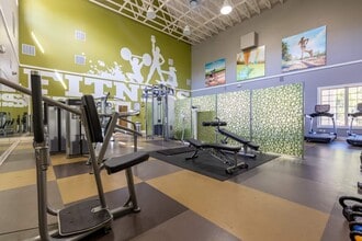 Greenway at Mallard Creek in Charlotte, NC - Foto de edificio - Building Photo