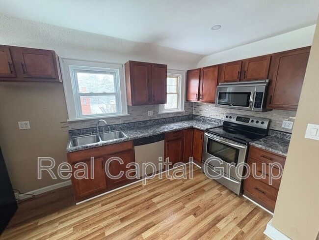 873 Western Ave in Albany, NY - Building Photo - Building Photo