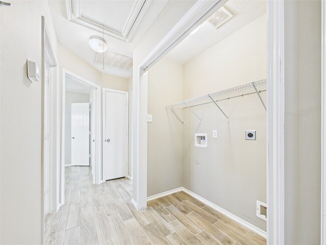 property at 3318 Field Manor Ln