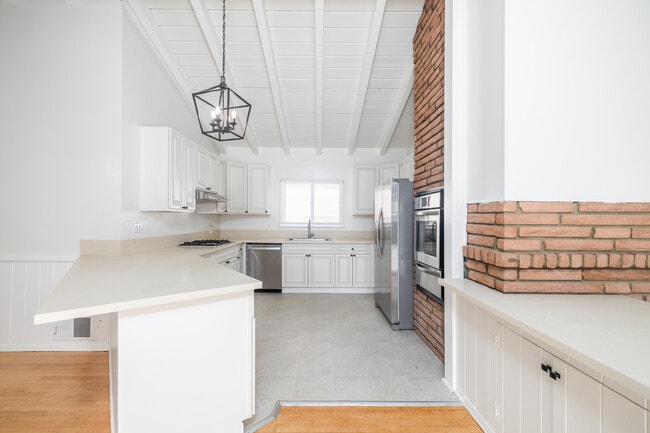 4104 Via Largavista in Palos Verdes Peninsula, CA - Foto de edificio - Interior Photo