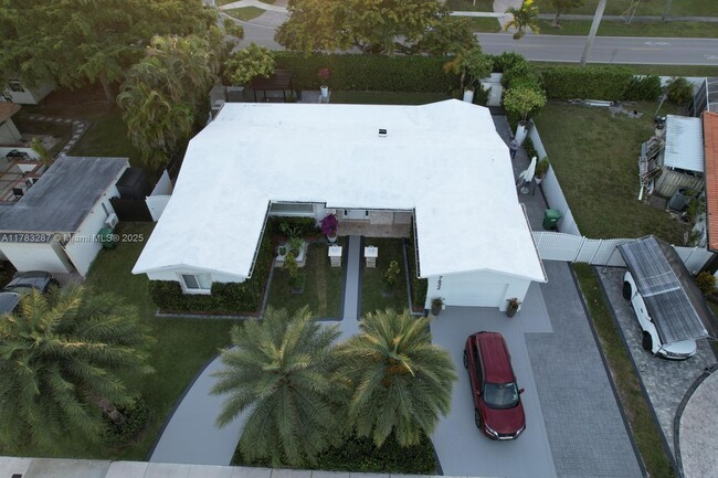 property at 7632 SW 96th Ct