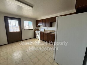 2282 Stace St in Idaho Falls, ID - Building Photo - Building Photo