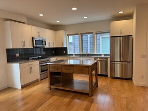 4222 Linden Ave N in Seattle, WA - Building Photo - Building Photo