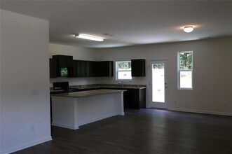 121 Pointe Pl in Dawsonville, GA - Building Photo - Building Photo