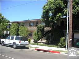 11944 Bellflower Blvd in Downey, CA - Foto de edificio