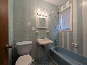 2018 Commonwealth Ave in Boston, MA - Building Photo - Building Photo