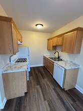 145 S Chatsworth St in St. Paul, MN - Building Photo - Building Photo