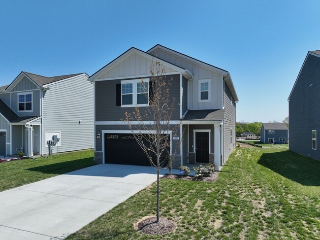 1059 Large Poppy Dr in La Vergne, TN - Building Photo - Building Photo