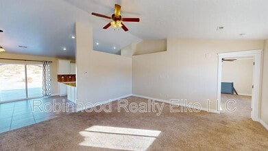 963 Alpine Dr in Spring Creek, NV - Building Photo - Building Photo