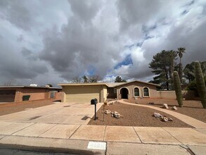 501 Suffolk Dr in Sierra Vista, AZ - Building Photo - Building Photo