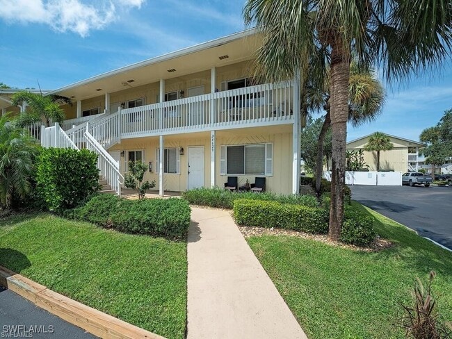 property at 4629 Bayshore Dr
