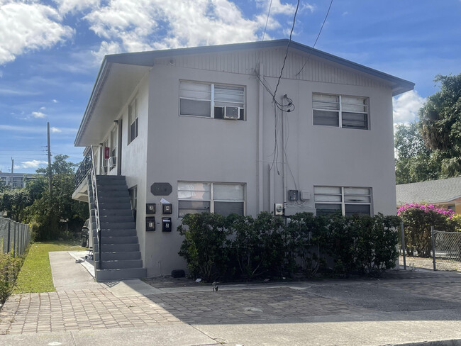 property at 914 4th St