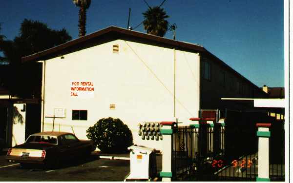 Multi-Residential in San Pablo, CA - Foto de edificio - Building Photo
