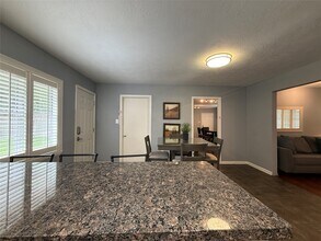 3411 Linkwood Dr in Houston, TX - Building Photo - Building Photo