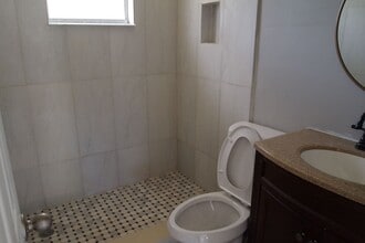 38434 Alston Ave in Zephyrhills, FL - Building Photo - Building Photo