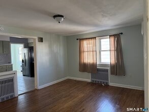 95-97-97 Locust St in Bridgeport, CT - Building Photo - Building Photo