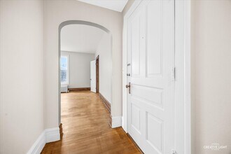 22 N Liberty St in Elgin, IL - Building Photo - Building Photo