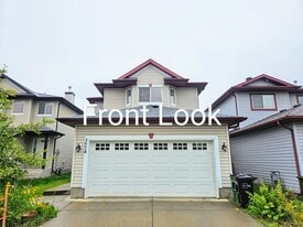 3974 McMullen Green SW in Edmonton, AB - Building Photo