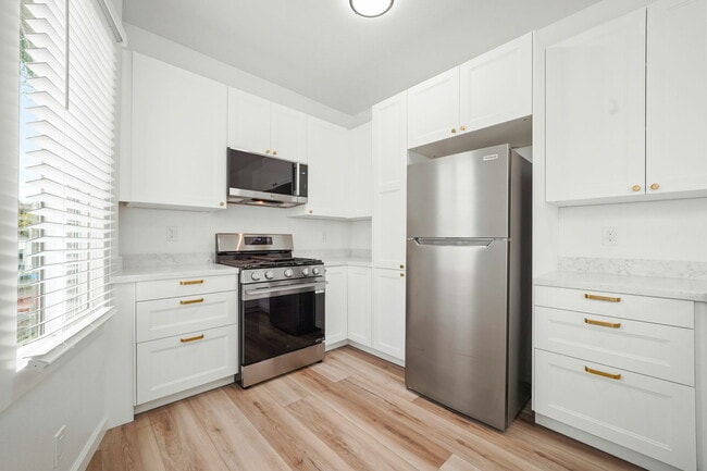 776 16th St in Oakland, CA - Building Photo - Building Photo