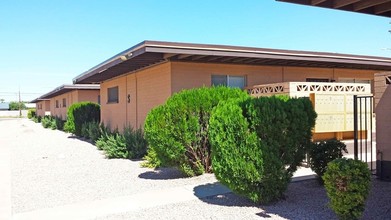 Aster Gardens in Phoenix, AZ - Building Photo - Building Photo