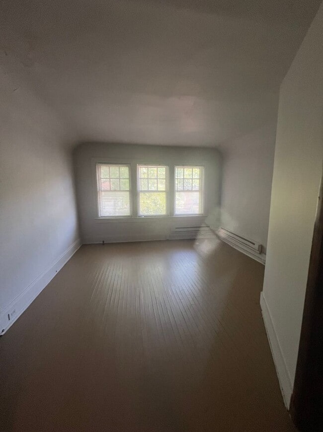 1921 Market St-Unit -3 in Harrisburg, PA - Building Photo - Building Photo