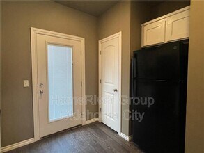 921 SW 91st St in Oklahoma City, OK - Building Photo - Building Photo