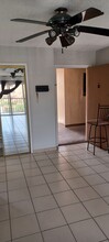 9150 Fontainebleau Blvd in Miami, FL - Building Photo - Building Photo