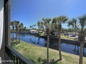 400 Timberwalk Ct in Palm Valley, FL - Building Photo