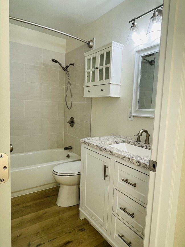 1812 Rose Ave in Modesto, CA - Building Photo - Building Photo