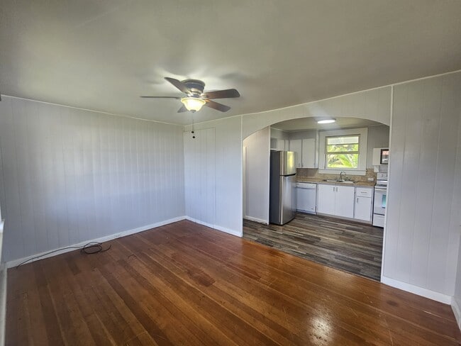 property at 1276 Wailuku Dr