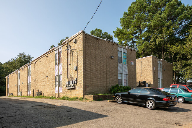 1283 E Raines Rd in Memphis, TN - Building Photo - Building Photo